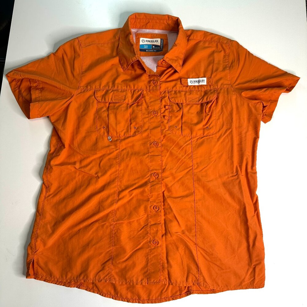 Men's Magellan Outdoors Moisture Wicking Fish Gear Button Down Shirt Medium